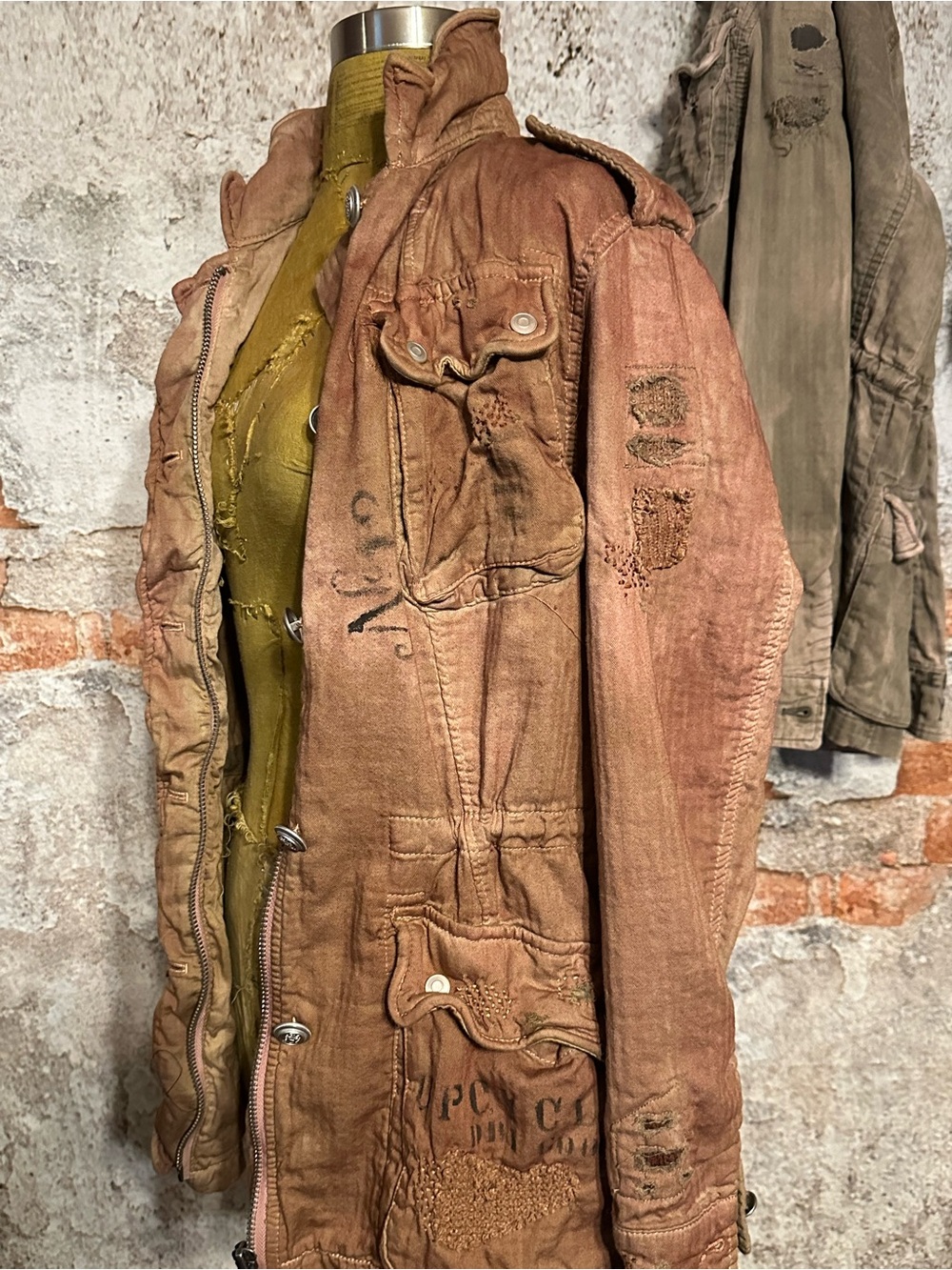 Upcycled // heavily mended salvaged jacket - Picture 2 of 14